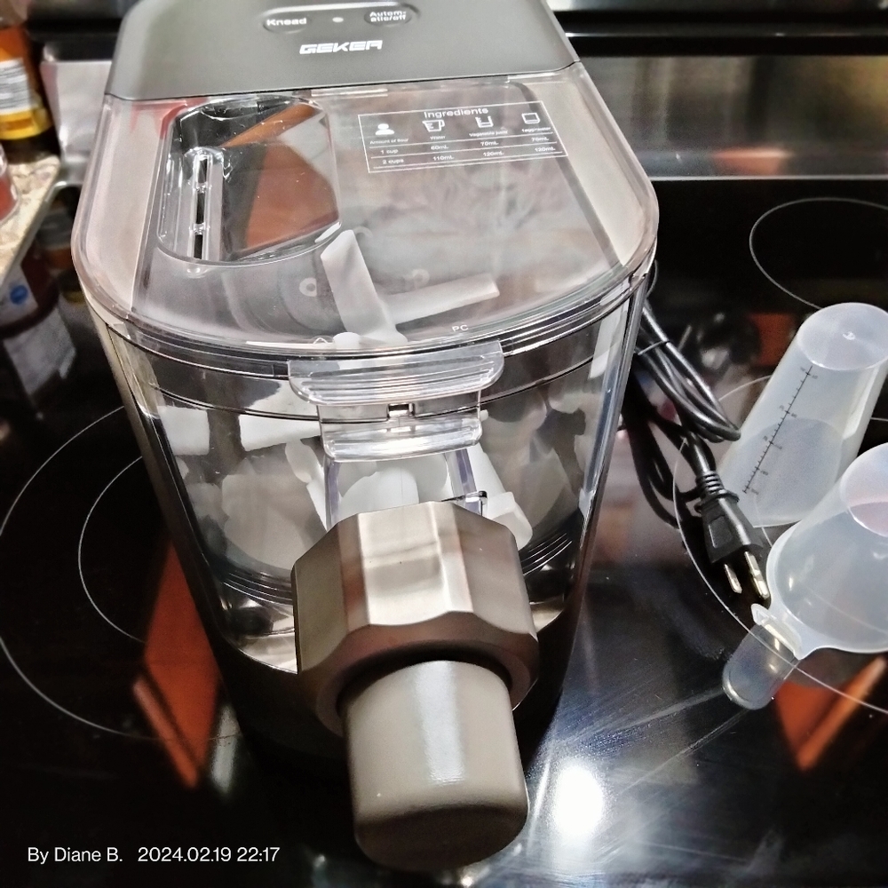 Geker H8 Pasta Maker Machine NEW Open Box Complete Automatic - Picture 3 of 8